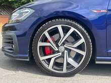 Volkswagen Golf TSI GTI Performance - U15542