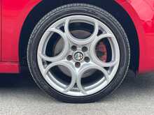 Alfa Romeo Giulietta JTDM-2 Exclusive - U15555