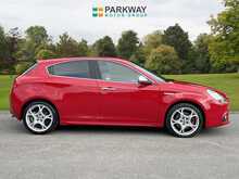 Alfa Romeo Giulietta JTDM-2 Exclusive - U15555