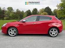 Alfa Romeo Giulietta JTDM-2 Exclusive - U15555