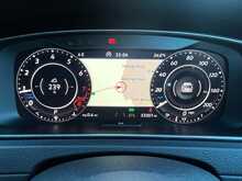 Volkswagen Golf TSI R - U15563