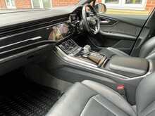 Audi Q7 TDI V6 Black Edition - U15570