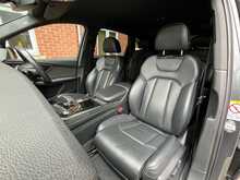 Audi Q7 TDI V6 Black Edition - U15570