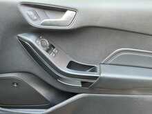 Ford Fiesta T EcoBoost ST-3 - U15619