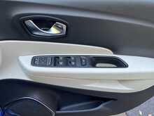 Renault Captur TCe ENERGY GT Line - U15624
