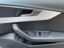 Audi A4 TDI S line - U15635