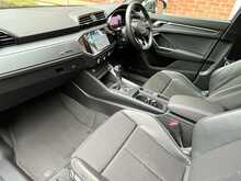 Audi Q3 TDI S line - U15652