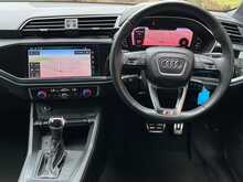 Audi Q3 TDI S line - U15652
