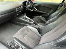 Audi TT TFSI S line - U15654