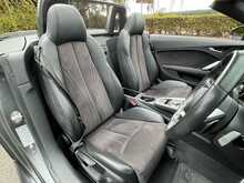 Audi TT TFSI S line - U15659