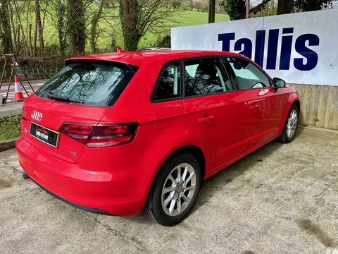 1.6 TDI SE Sportback 5dr Diesel Manual Euro 5 (s/s) (105 ps)