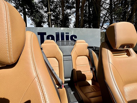 2.1 E250 CDI BlueEfficiency Sport Cabriolet 2dr Diesel Tiptronic Euro 5 (204 ps)