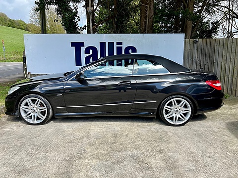 2.1 E250 CDI BlueEfficiency Sport Cabriolet 2dr Diesel Tiptronic Euro 5 (204 ps)