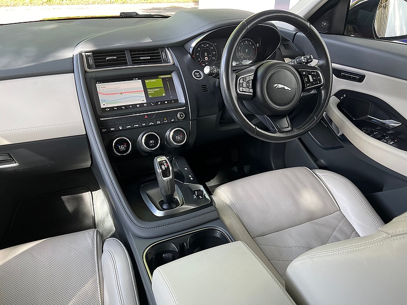 Jaguar 2.0 P250 HSE SUV 5dr Petrol Auto AWD Euro 6 (s/s) (249 ps)