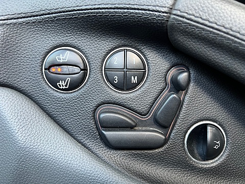 5.0 SL500 Convertible 2dr Petrol Automatic (304 g/km, 306 bhp)