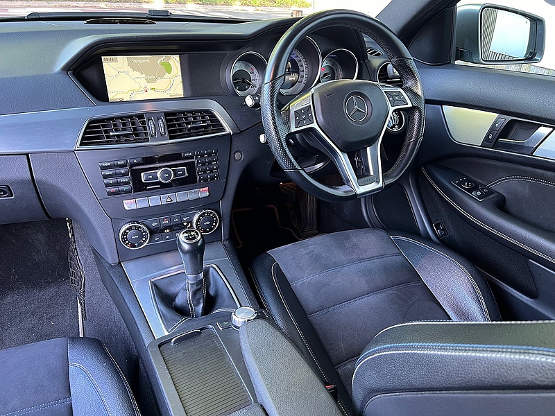 Mercedes-Benz C180 AMG Sport Edition Coupe 1.6 Manual Petrol