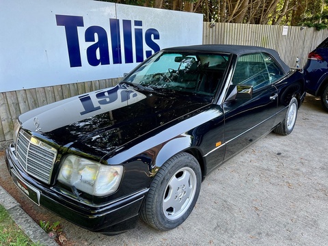 E320 3.2 2dr Convertible Automatic Petrol