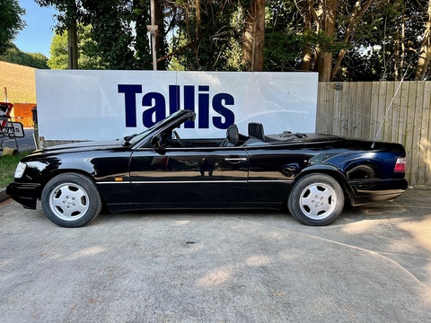 E320 3.2 2dr Convertible Automatic Petrol