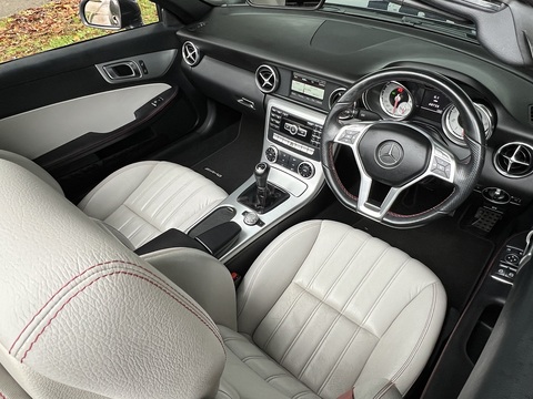 1.8 SLK200 AMG Sport Convertible 2dr Petrol Manual Euro 5 (s/s) (184 ps)