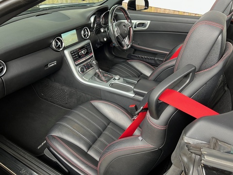 1.8 SLK200 AMG Sport Convertible 2dr Petrol G-Tronic+ Euro 5 (s/s) (184 ps)