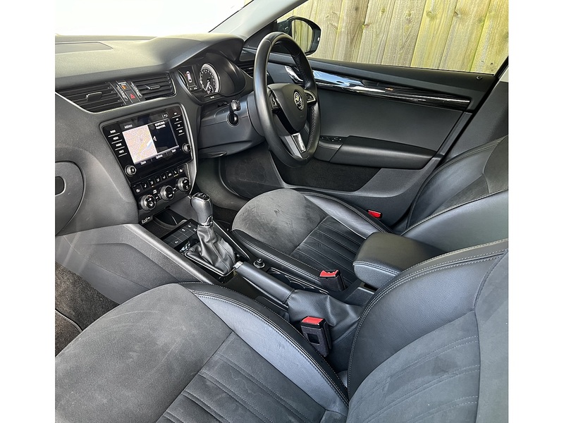 Skoda 2.0 TDI SE L Estate 5dr Diesel DSG 7Spd Euro 6 (s/s) (150 ps)