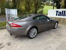 Jaguar XK V8 