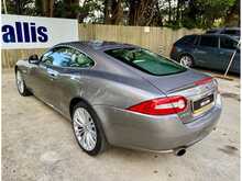 Jaguar XK V8 