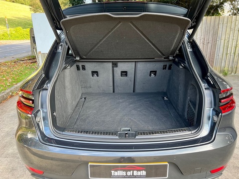 3.0 TD V6 S SUV 5dr Diesel PDK 4WD Euro 6 (s/s) (258 ps)