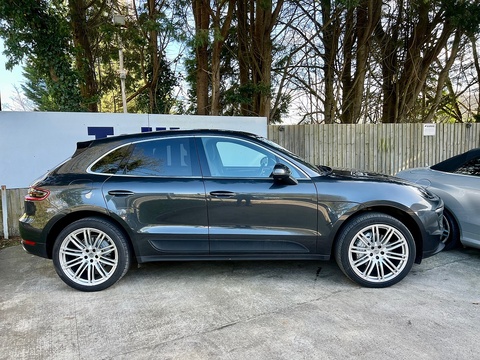 3.0 TD V6 S SUV 5dr Diesel PDK 4WD Euro 6 (s/s) (258 ps)