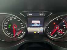 Mercedes-Benz CLA CLA220d AMG Line Night Edition 