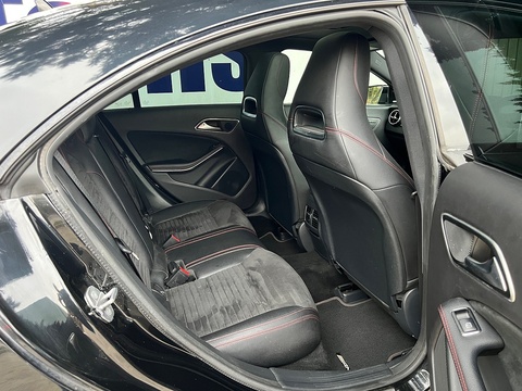 2.1 CLA220d AMG Line Night Edition (Plus) Coupe 4dr Diesel 7G-DCT Euro 6 (s/s) (170 ps)