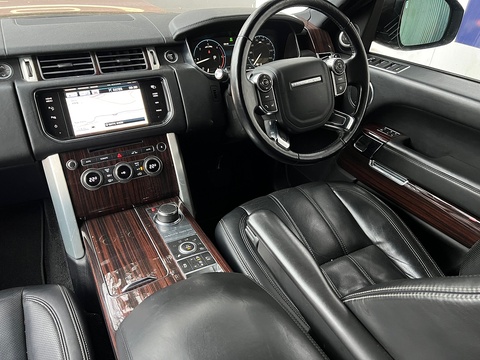 4.4 SD V8 Vogue SE SUV 5dr Diesel Auto 4WD Euro 5 (339 ps)