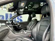 Mercedes-Benz GLC GLC250d AMG Line 