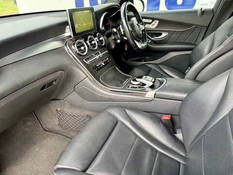 2.1 GLC250d AMG Line (Premium Plus) SUV 5dr Diesel G-Tronic 4MATIC Euro 6 (s/s) (204 ps)