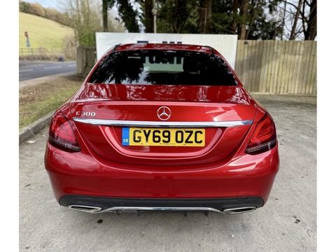 2.0 C300 AMG Line Saloon 4dr Petrol G-Tronic+ Euro 6 (s/s) (258 ps)