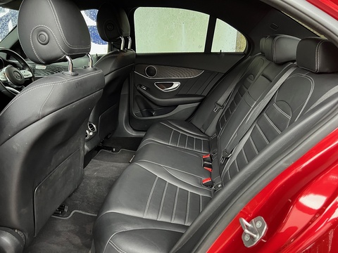 2.0 C300 AMG Line Saloon 4dr Petrol G-Tronic+ Euro 6 (s/s) (258 ps)