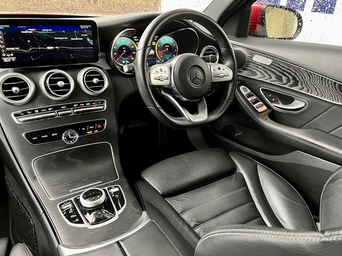 2.0 C300 AMG Line Saloon 4dr Petrol G-Tronic+ Euro 6 (s/s) (258 ps)