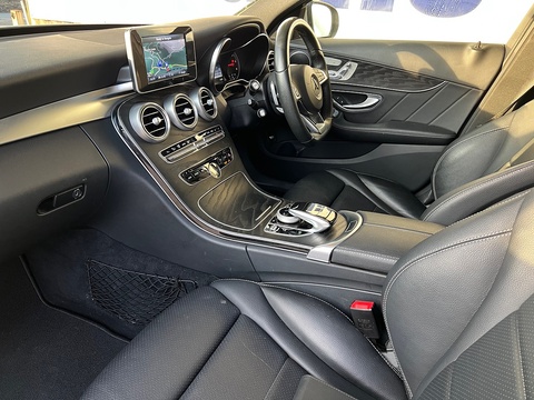 2.1 C220d AMG Line (Premium) Estate 5dr Diesel G-Tronic+ Euro 6 (s/s) (170 ps)