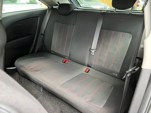 1.4i 16v SXi Hatchback 3dr Petrol Manual (129 g/km, 99 bhp)