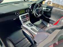 Mercedes-Benz SLC SLC250d AMG Line 