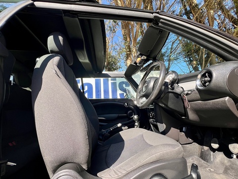 1.6 One Convertible 2dr Petrol Manual Euro 5 (98 ps)