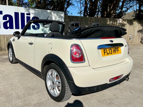 1.6 One Convertible 2dr Petrol Manual Euro 5 (98 ps)