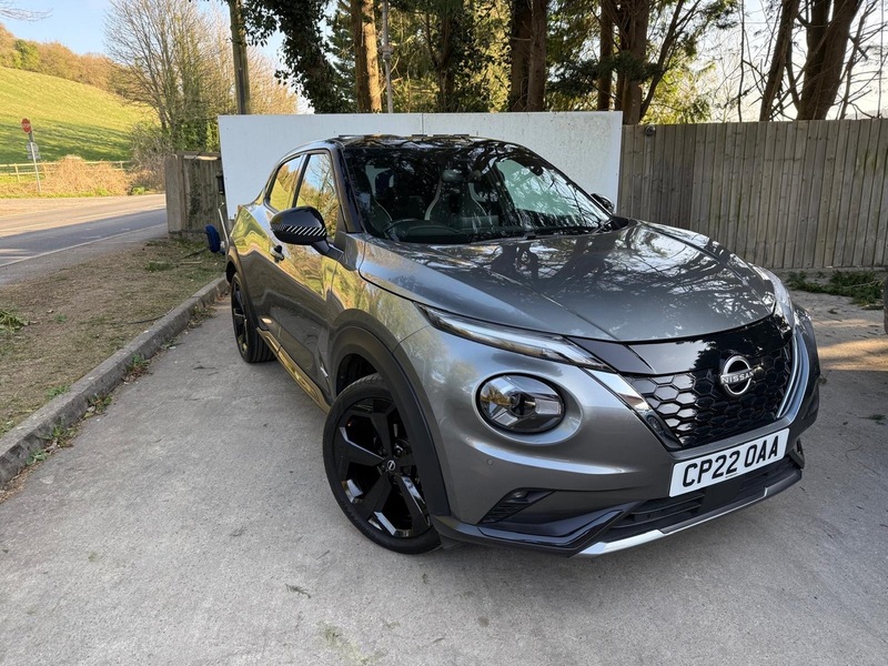 Nissan 1.6 Premiere Edition SUV 5dr Petrol Hybrid Auto Euro 6 (143 ps)