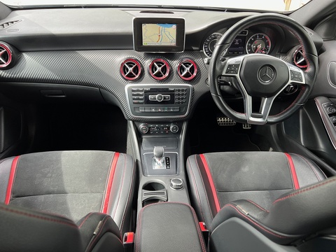 2.0 A45 AMG Hatchback 5dr Petrol SpdS DCT 4MATIC Euro 6 (s/s) (360 ps)