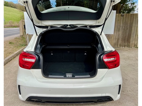 2.0 A45 AMG Hatchback 5dr Petrol SpdS DCT 4MATIC Euro 6 (s/s) (360 ps)