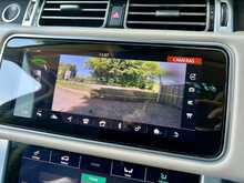 Land Rover Range Rover P400e Vogue 