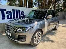 Land Rover Range Rover P400e Vogue 