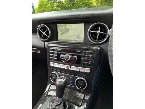 5.5 SLK55 V8 AMG Convertible 2dr Petrol SpdS+7GT Euro 6 (s/s) (421 ps)