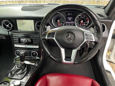 5.5 SLK55 V8 AMG Convertible 2dr Petrol SpdS+7GT Euro 6 (s/s) (421 ps)