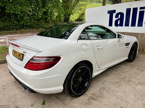 5.5 SLK55 V8 AMG Convertible 2dr Petrol SpdS+7GT Euro 6 (s/s) (421 ps)